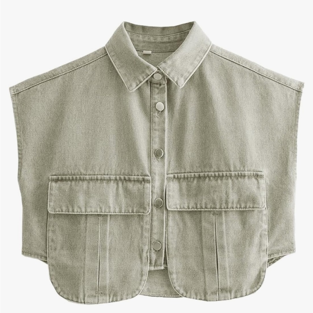 Cropped Button Down Collared Sleeveless Loose Denim Top with Pockets - Picture 3 of 3